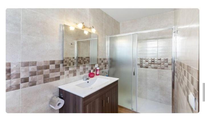 Apartamento En Olvera Con Garaje Ngoại thất bức ảnh