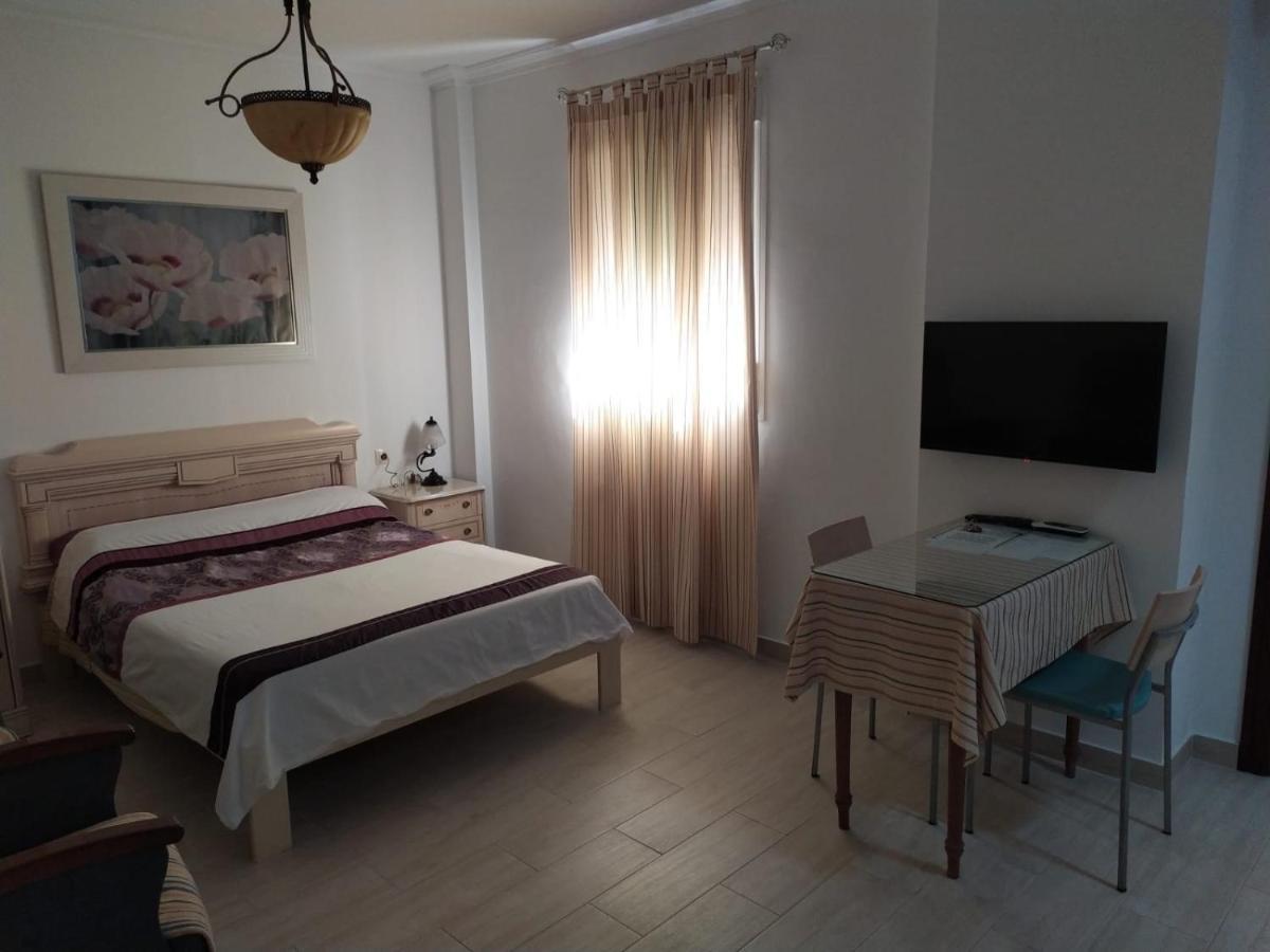 Apartamento En Olvera Con Garaje Ngoại thất bức ảnh